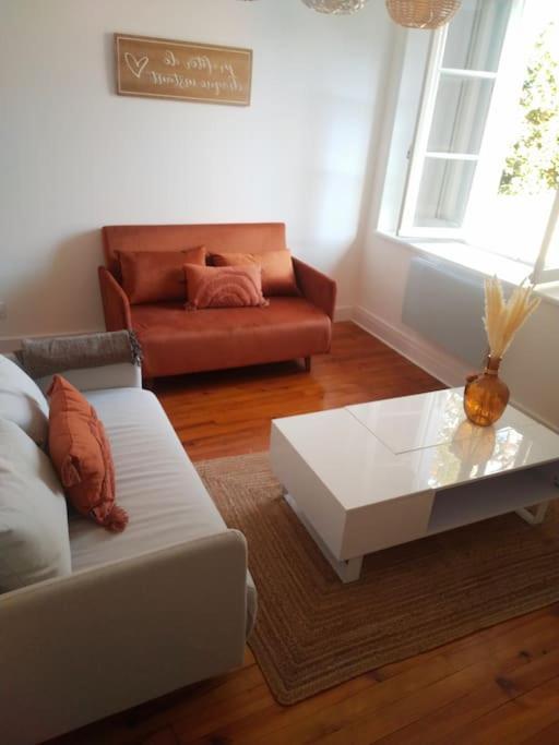 "Le Boheme", Logement Cosy, Au Calme Vertrieu Bagian luar foto